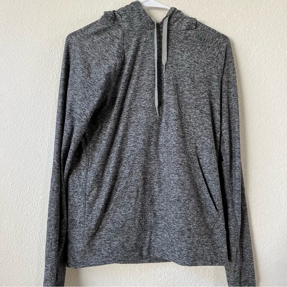 Outdoor Voices cloudknit hoodie in heather gray - Picture 3 of 9